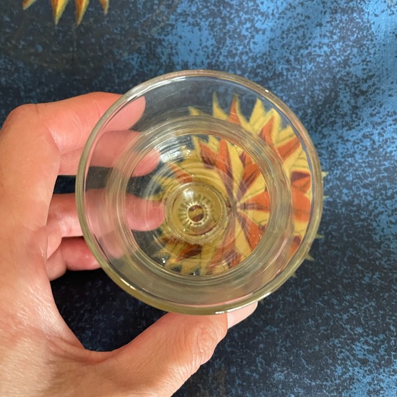 W4201 Partylite Clear tulip Peglite with grommet candle holder - Picture 3 of 4